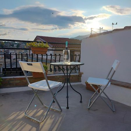 Attico Romantico Con Terrazza Sanremo - Palm Street, 104 - Free Wifi ภายนอก รูปภาพ